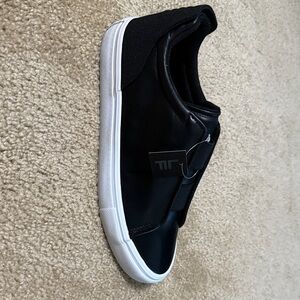 London Fog Black Slip-On Loafers